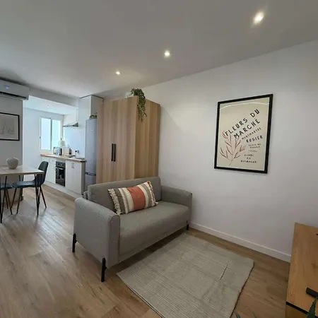 Quart Mid-stay Apartman